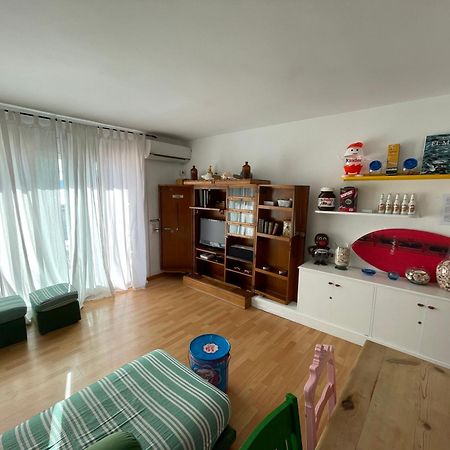 Apartamento Rits Beachfront Салоу Экстерьер фото