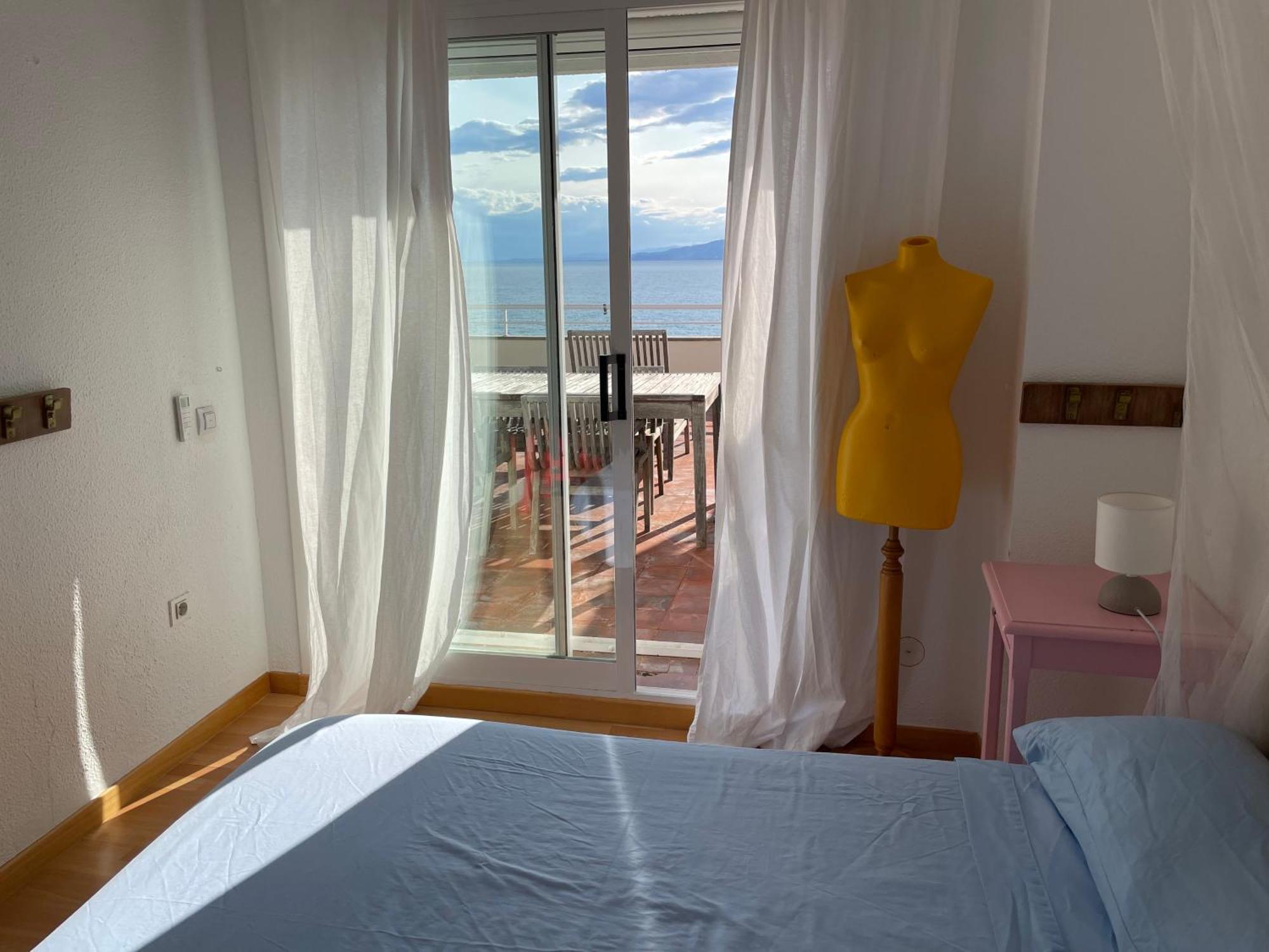 Apartamento Rits Beachfront Салоу Экстерьер фото