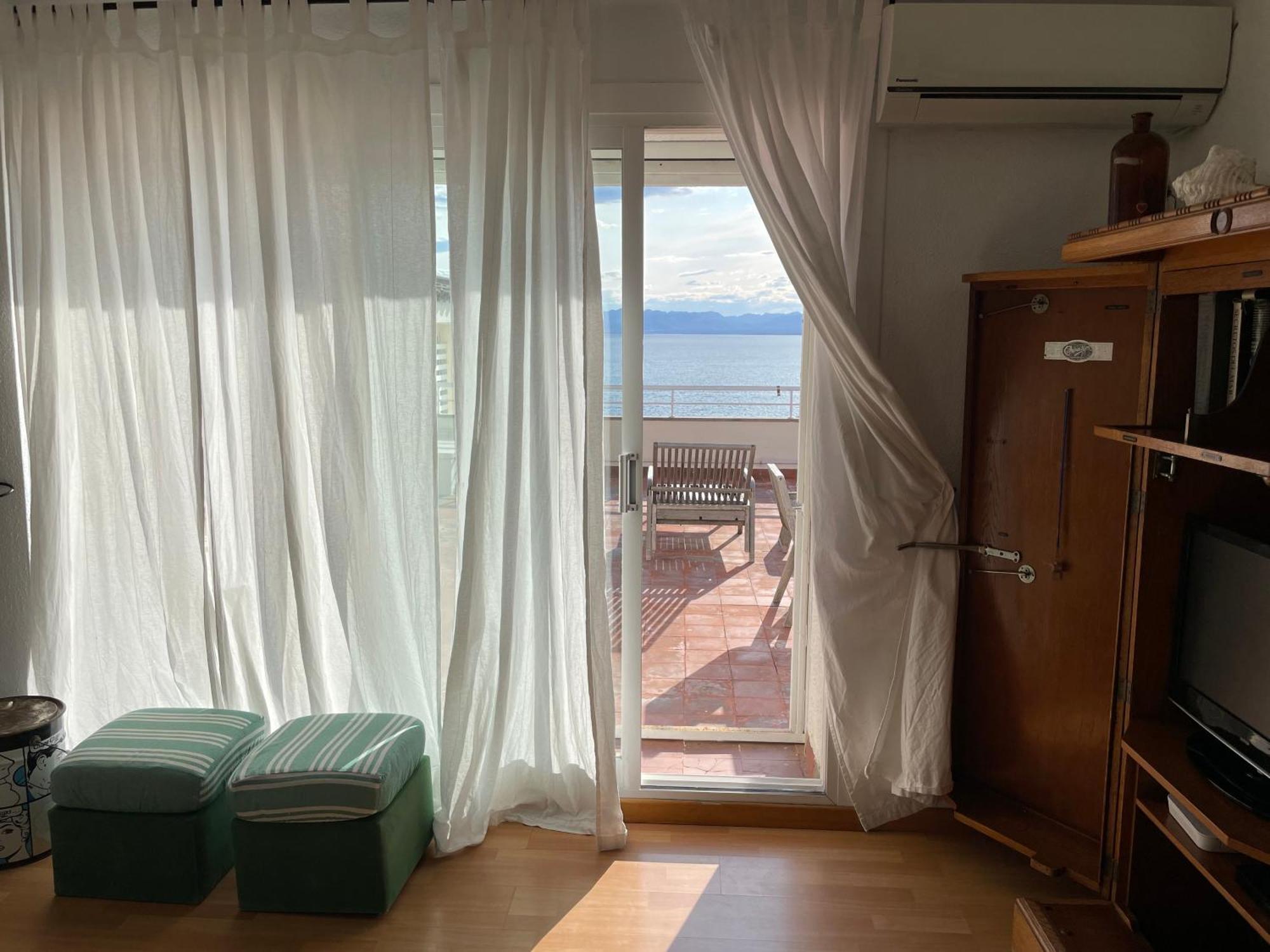 Apartamento Rits Beachfront Салоу Экстерьер фото