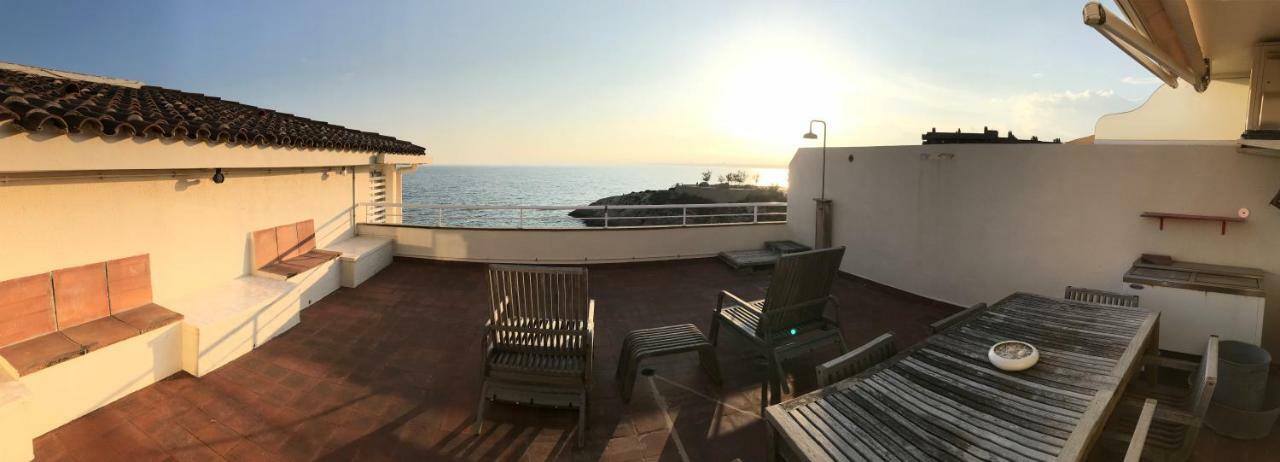 Apartamento Rits Beachfront Салоу Экстерьер фото